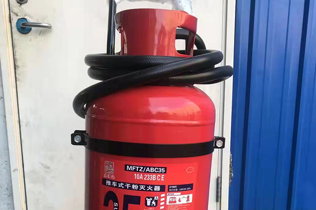 What problems need to be checked before using water-based fire extinguishers